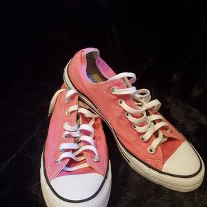 Converse Unisex All Star Low Top Sneakers Pink 147